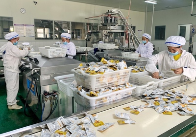 黔西南全產(chǎn)業(yè)脫貧攻堅模式:州長代言,縣長直播