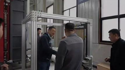 西安東偉幕墻門窗科技迎來中國建筑節(jié)能協(xié)會(huì)系統(tǒng)門窗分會(huì)領(lǐng)導(dǎo)調(diào)研座談，共探裝飾工程節(jié)能新路徑